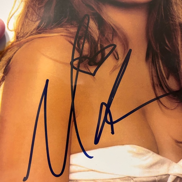 Mariah Carey signed (reprint) ✍🏼 - Picture 2 of 2